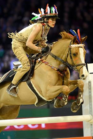Charlotte Casiraghi Gucci Paris Masters 2012 - Day 2 (Dec 1, 2012) 