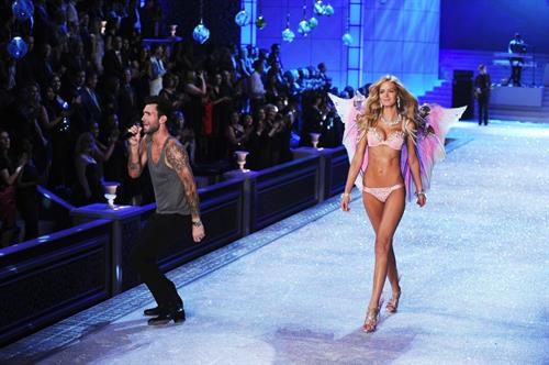 Erin Heatherton in lingerie