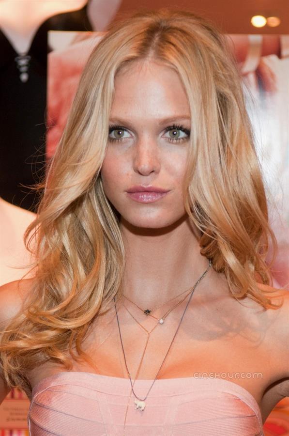 Erin Heatherton