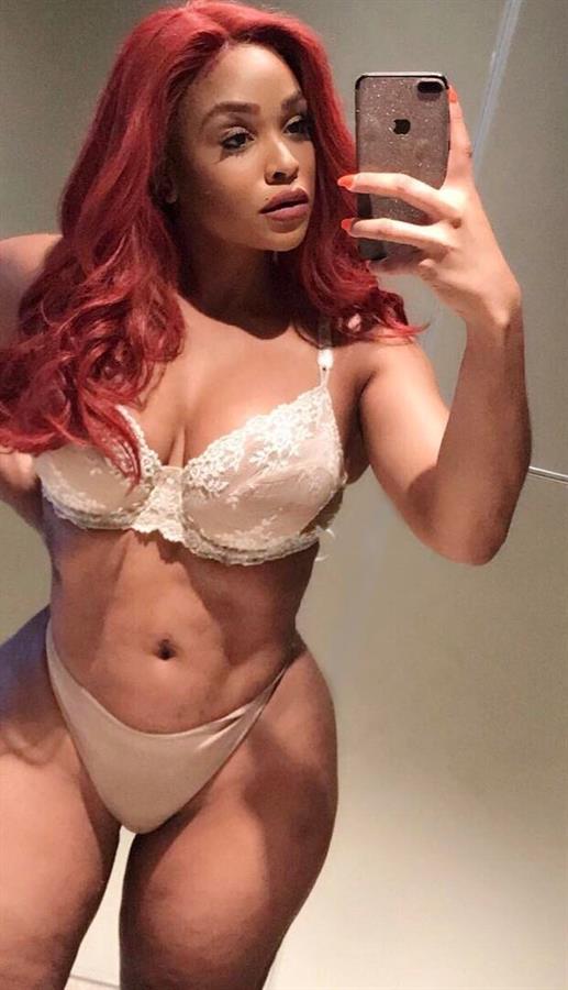 Masika Kalysha in lingerie taking a selfie