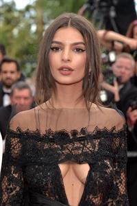 Emily Ratajkowski