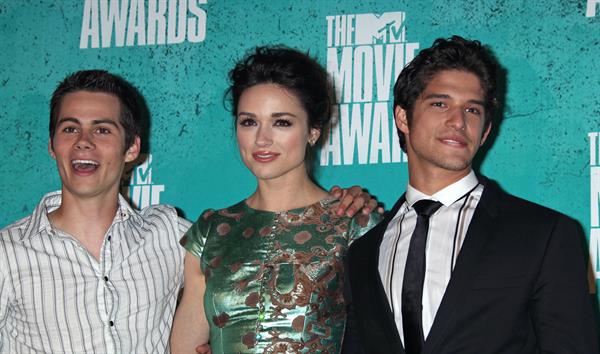 Crystal Reed - 2012 MTV Movie Awards (Arrival) in Universal City (June 3, 2012)