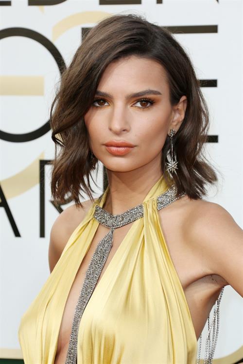 Emily Ratajkowski