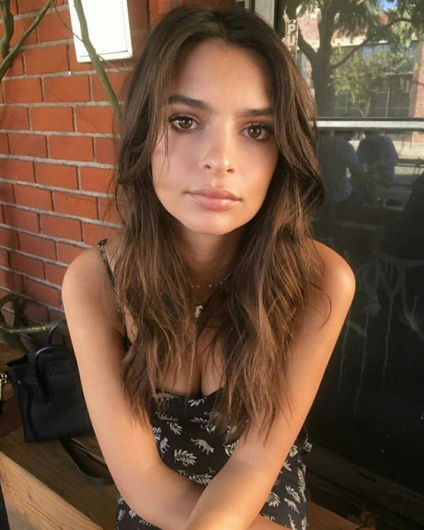 Emily Ratajkowski