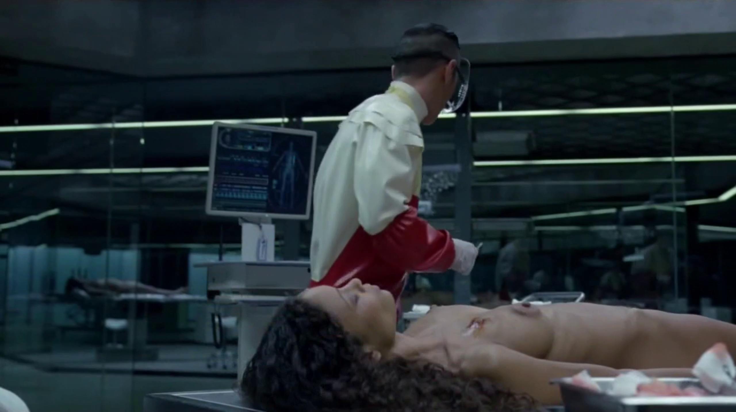 Thandie Newton - breasts