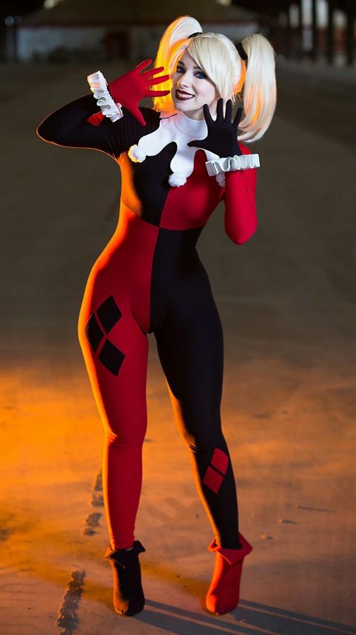 Enji Night as Harley Quinn