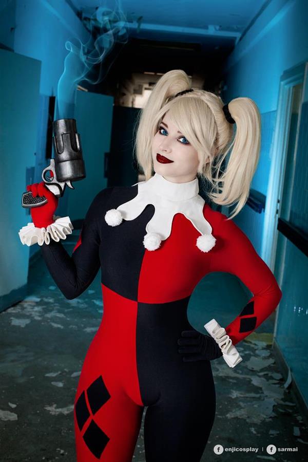 Enji Night as Harley Quinn