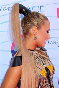 Demi Lovato - 2012 Teen Choice Awards in Universal City (July 22, 2012)