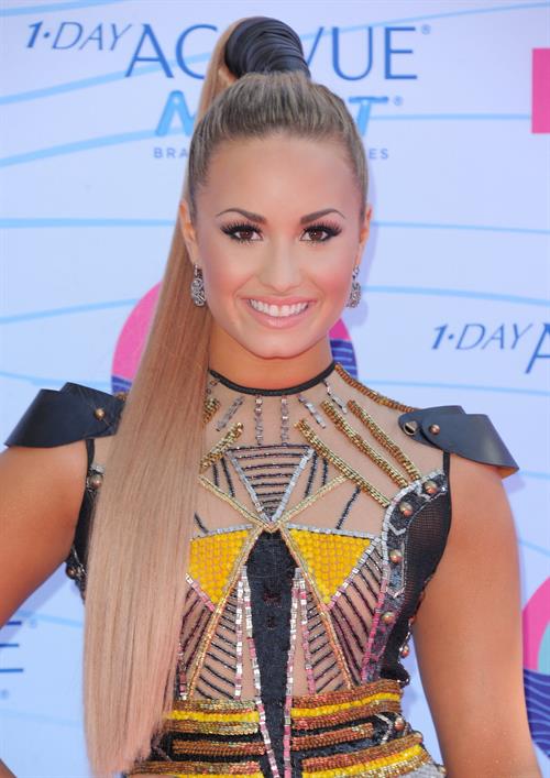 Demi Lovato - 2012 Teen Choice Awards in Universal City (July 22, 2012)