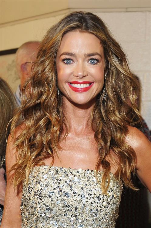Denise Richards - 2012 CMT Music Awards in Nashville (June 6, 2012) 