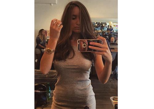 Katrina Brodsky taking a selfie