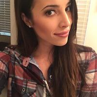 Sierra Dallas taking a selfie