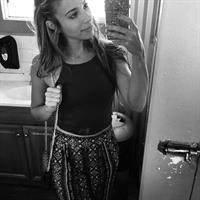 Sierra Dallas taking a selfie