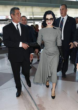 Dita Von Teese International Beauty Show (April 14, 2013) 