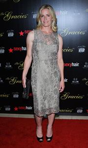 Elisabeth Shue - 37th Annual Gracie Awards Gala in Beverly Hills 2012.05.22