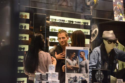 Elisabetta Canalis out and about in Milan (29.03.2013) 