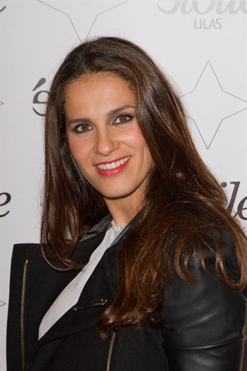Elisa Tovati 'Tu Honoreras Ta Mere Et Ta Mere' Premiere (Jan 29, 2013) 