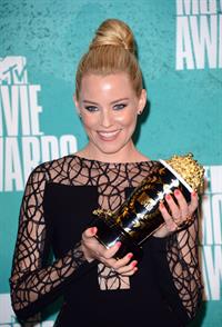 Elizabeth Banks - MTV Movie Awards at Universal Studios, Arrivals - June 3, 2012