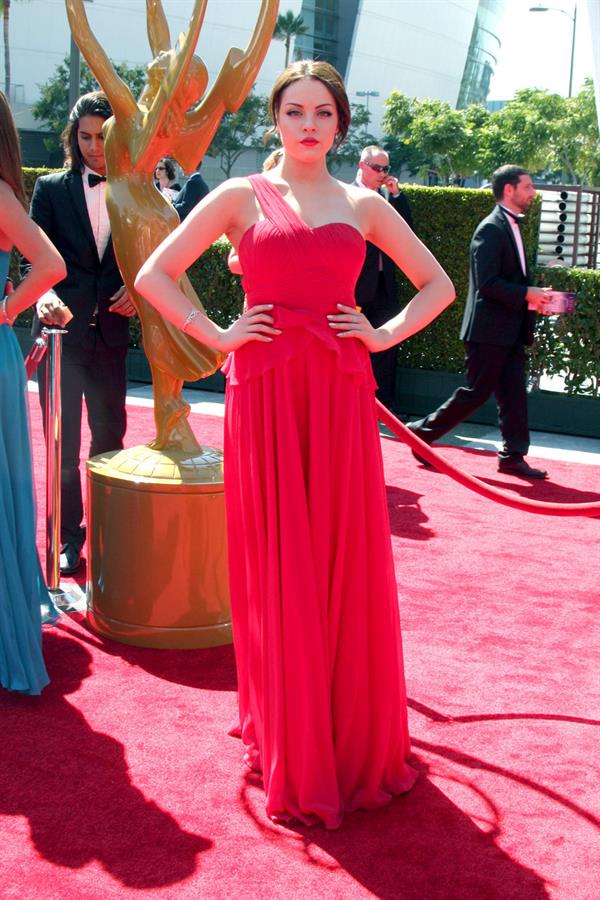 Elizabeth Gillies - Primetime Emmy Awards in LA Sept 15, 2012