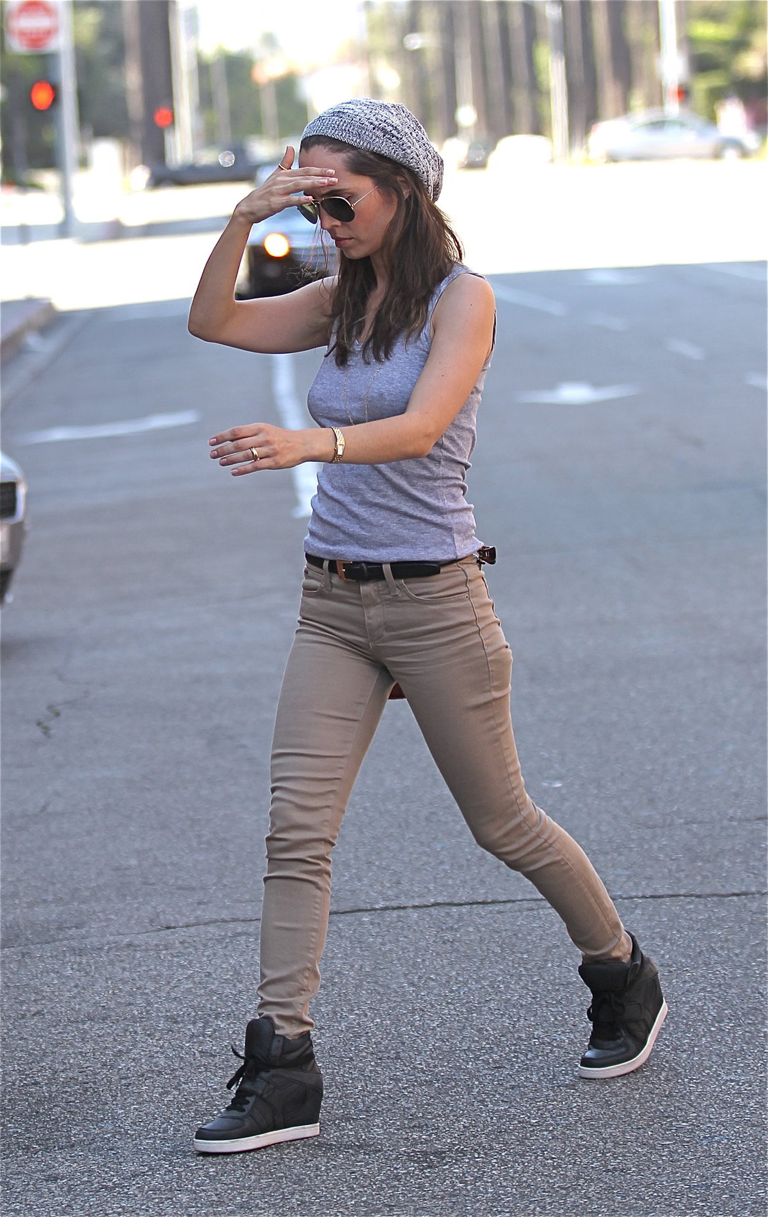 Eliza Dushku Headed for doctor’s office in Beverly Hills - Sept 17, 2012 