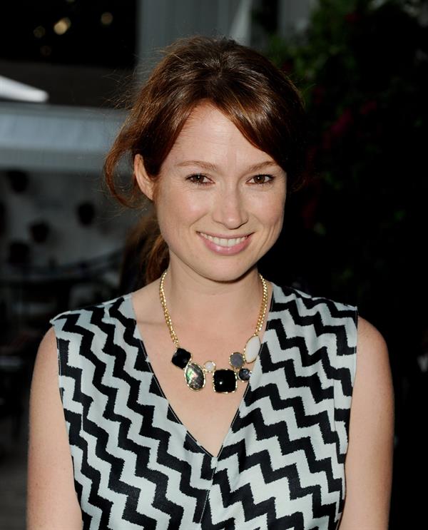 Ellie Kemper - The Hollywood Reporter celebrates 'The Mindy Project' in West Hollywood - August 25, 2012