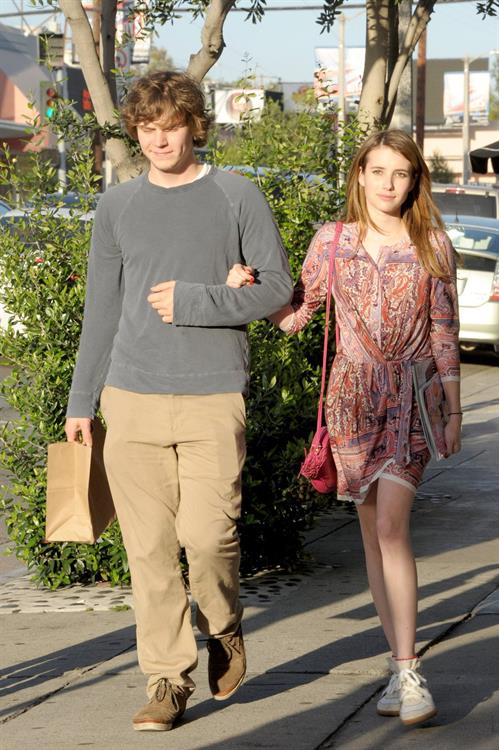 Emma Roberts Pictures Emma Roberts - Steps out with boyfriend Evan Peters at Third Street in Los Angeles (28.05.2013)