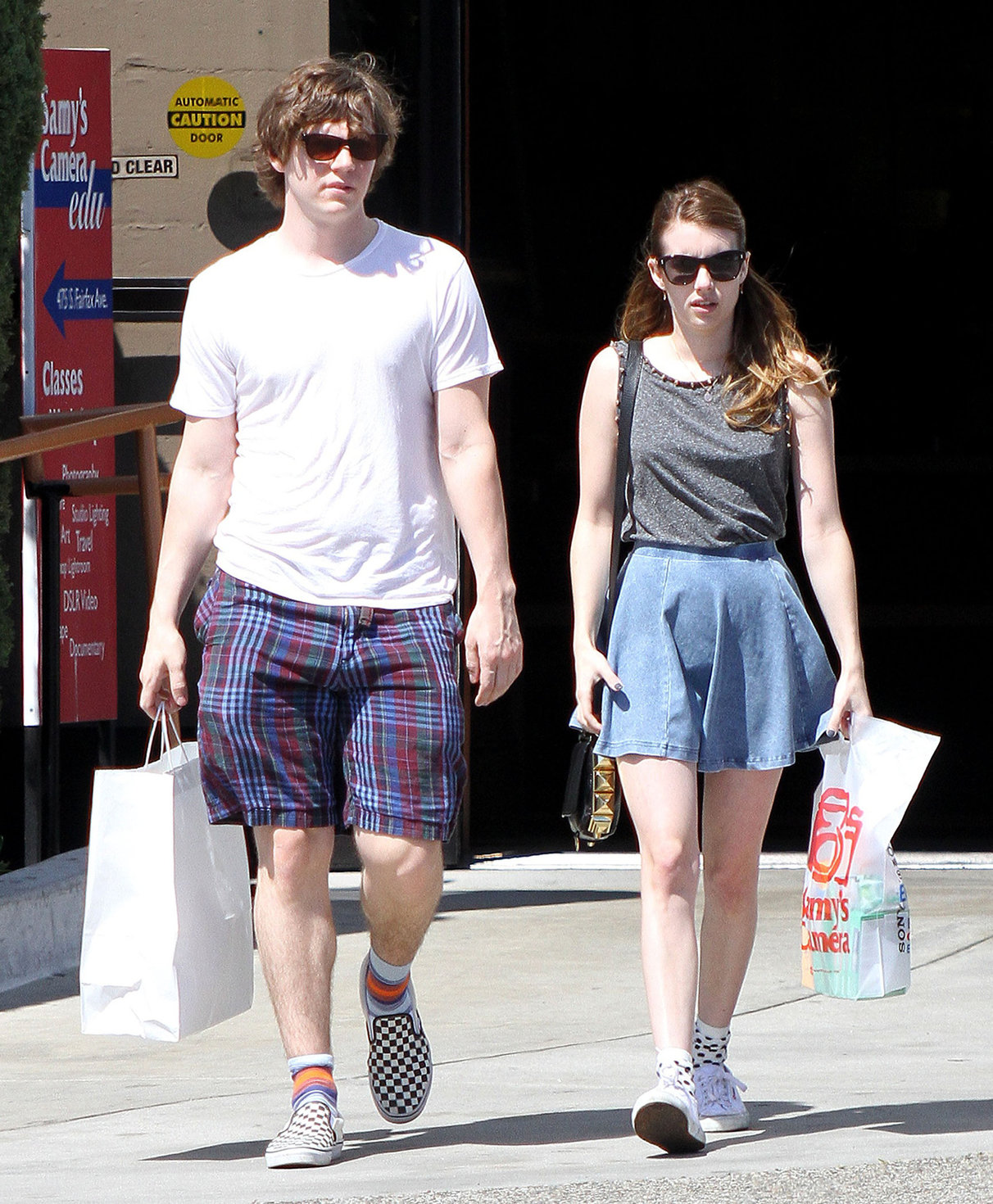 Emma Roberts - Spotted shopping at Samy's in Los Angeles (30.03.2013) 