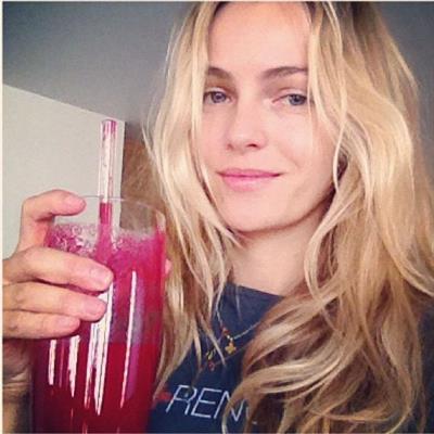 Valentina Zelyaeva taking a selfie