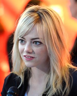 Emma Stone Revlon Run/Walk For Women in New York City - May 4, 2013 