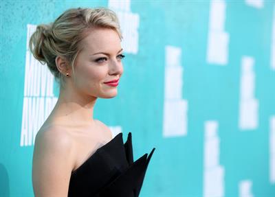Emma Stone - MTV Movie Awards at Universal Studios, Arrivals - June 3, 2012
