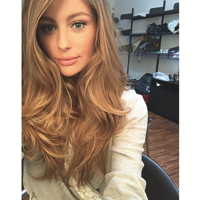 Mathilde Gøhler Selfie Pictures Mathilde Gøhler taking a selfie