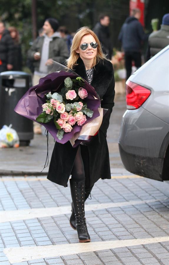 Geri Halliwell shopping for some roses in London on February 14, 2013