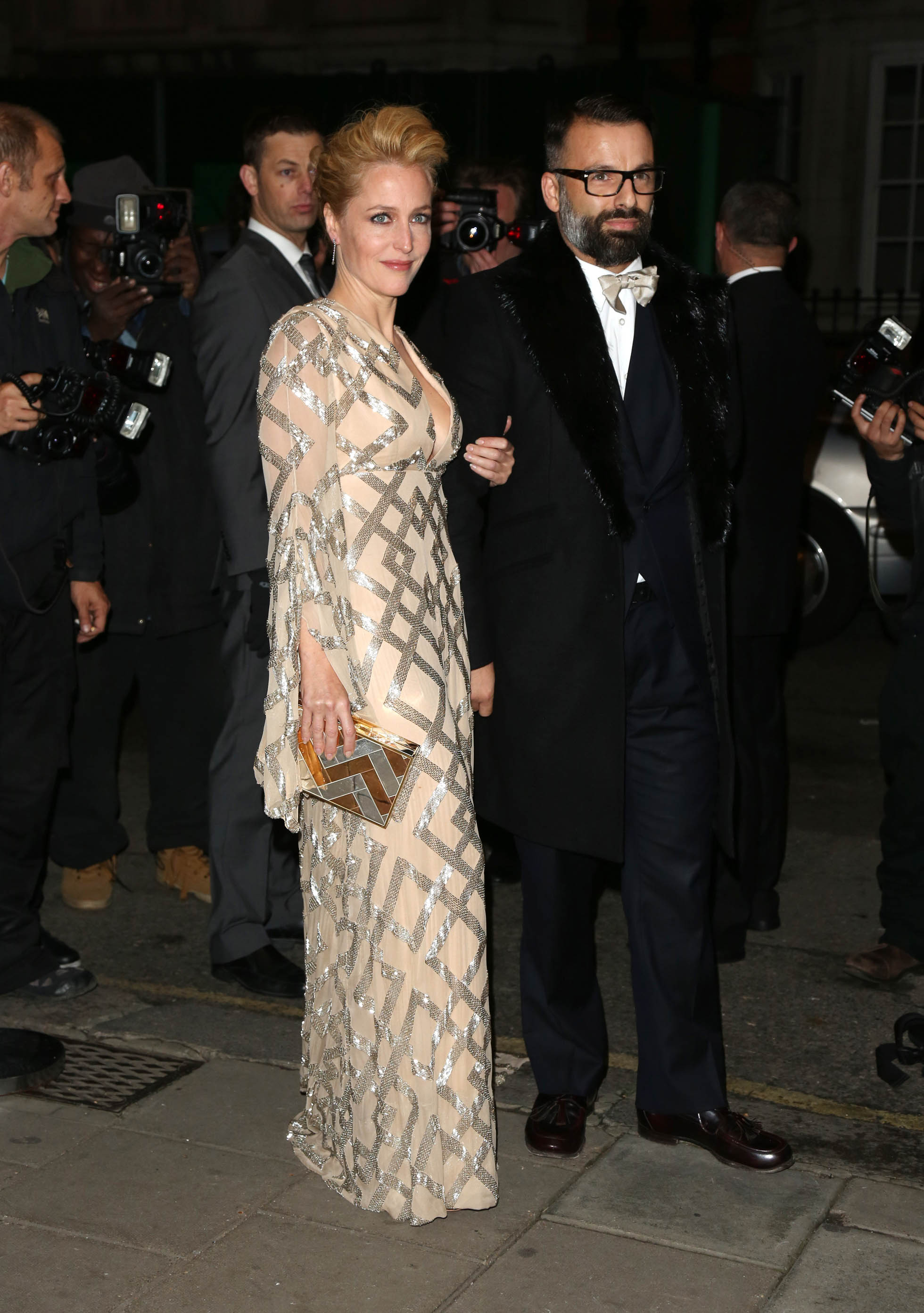 Gillian Anderson Pictures Gillian Anderson  Harper’s Bazaar Women of the Year Awards in London - October 31, 2012