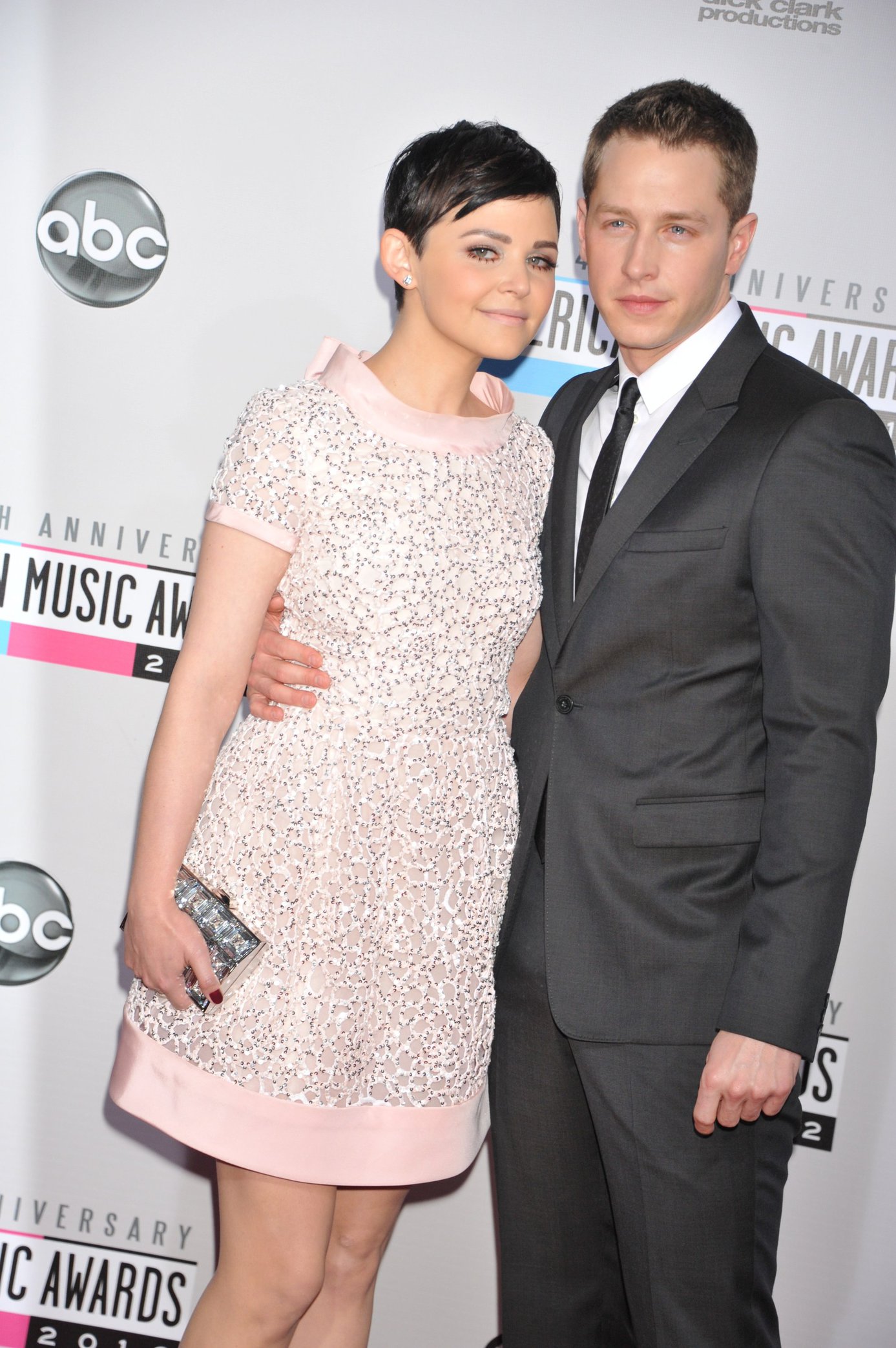 Ginnifer Goodwin Pictures Ginnifer Goodwin American Music Awards (November 18, 2012)
