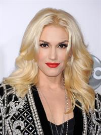 Gwen Stefani and No Doubt American Music Awards (November 18, 2012) 