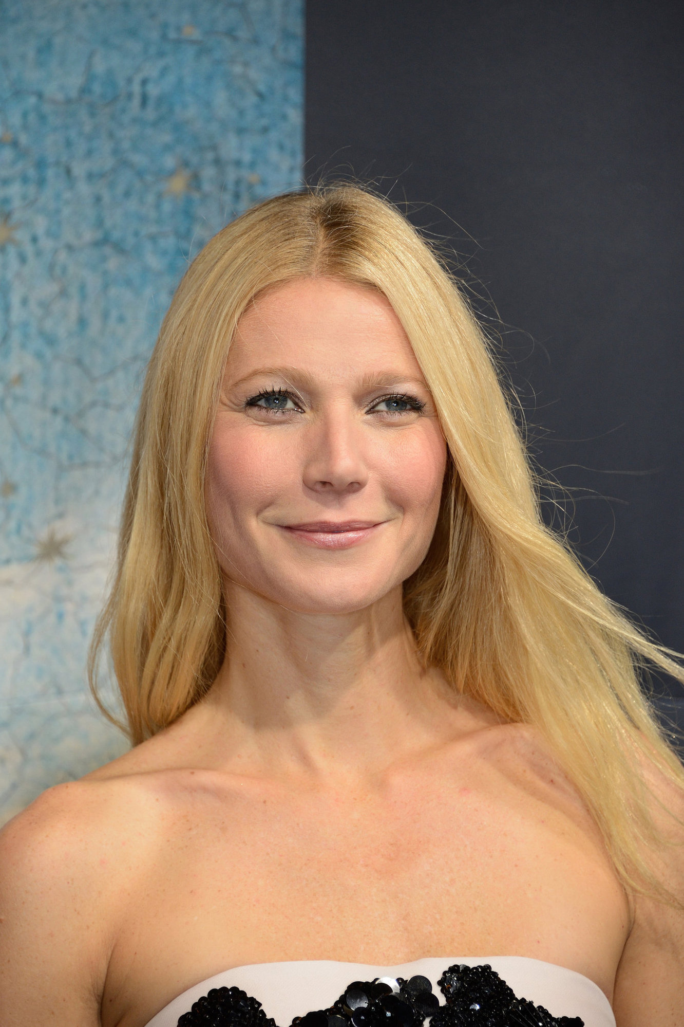 Gwyneth Paltrow Printemps Christmas Decorations Inauguration In Paris -- Nov. 7, 2013 