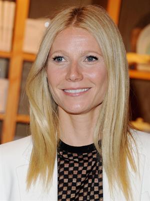 Gwyneth Paltrow Book signing at Williams-Sonoma in Beverly Hills on Apr. 5, 2013 