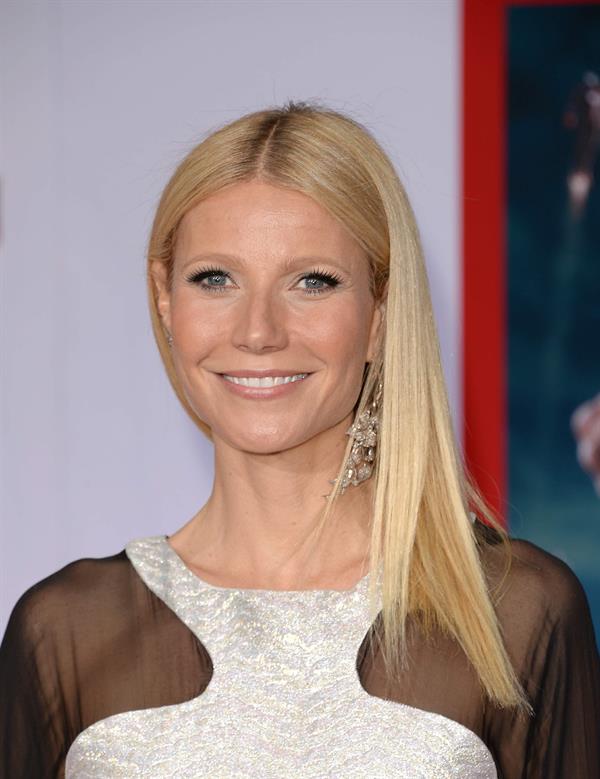 Gwyneth Paltrow 'Iron Man 3' premiere in Hollywood 4/24/13 