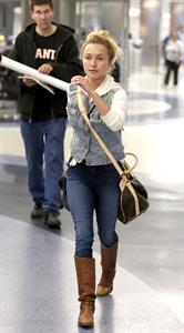 Hayden Panettiere arriving at LAX Airport and signing autographs on May 29, 2013