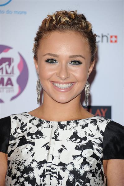 Hayden Panettiere - 2011 MTV European Music Awards  