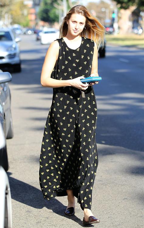 Whitney Port Running errands in Brentwood (October 13, 2012) 