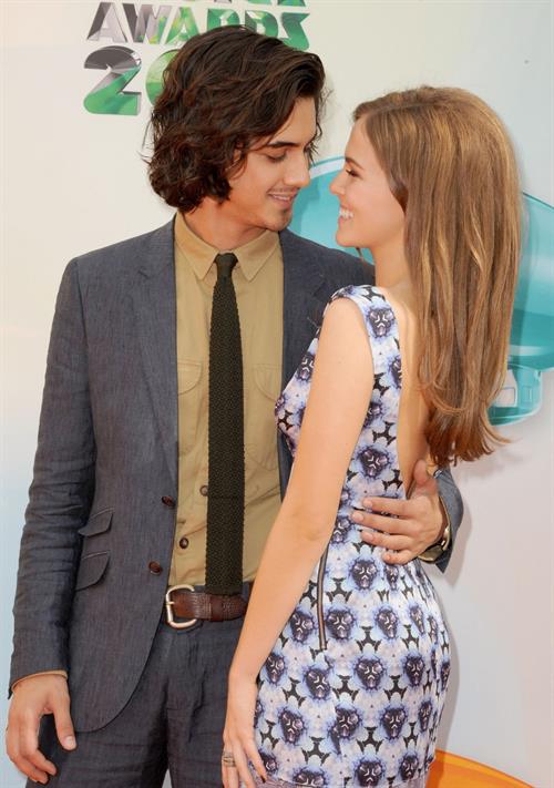 Zoey Deutch 25th annual Kids Choice Awards 3/31/12 