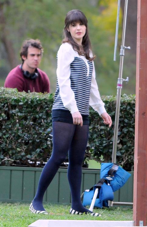 Zooey Deschanel  New Girl  set candids in LA 1/23/13  