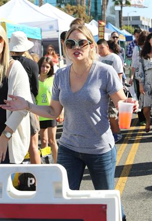 Hilary Duff – Farmers Market in Studio City 11/10/13  