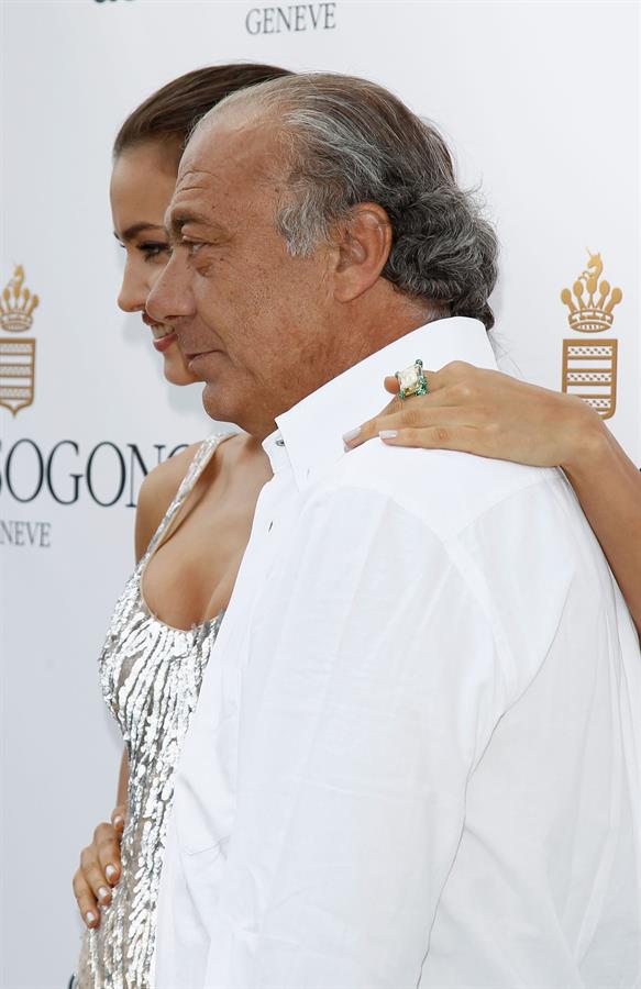 Irina Shayk Grisogono photocall at Cannes film festival on May 22, 2012