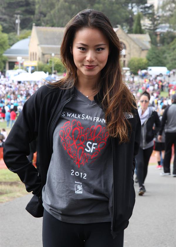 Jamie Chung - Wearing spandex at AIDS Walk in San Francisco (July 15, 2012)