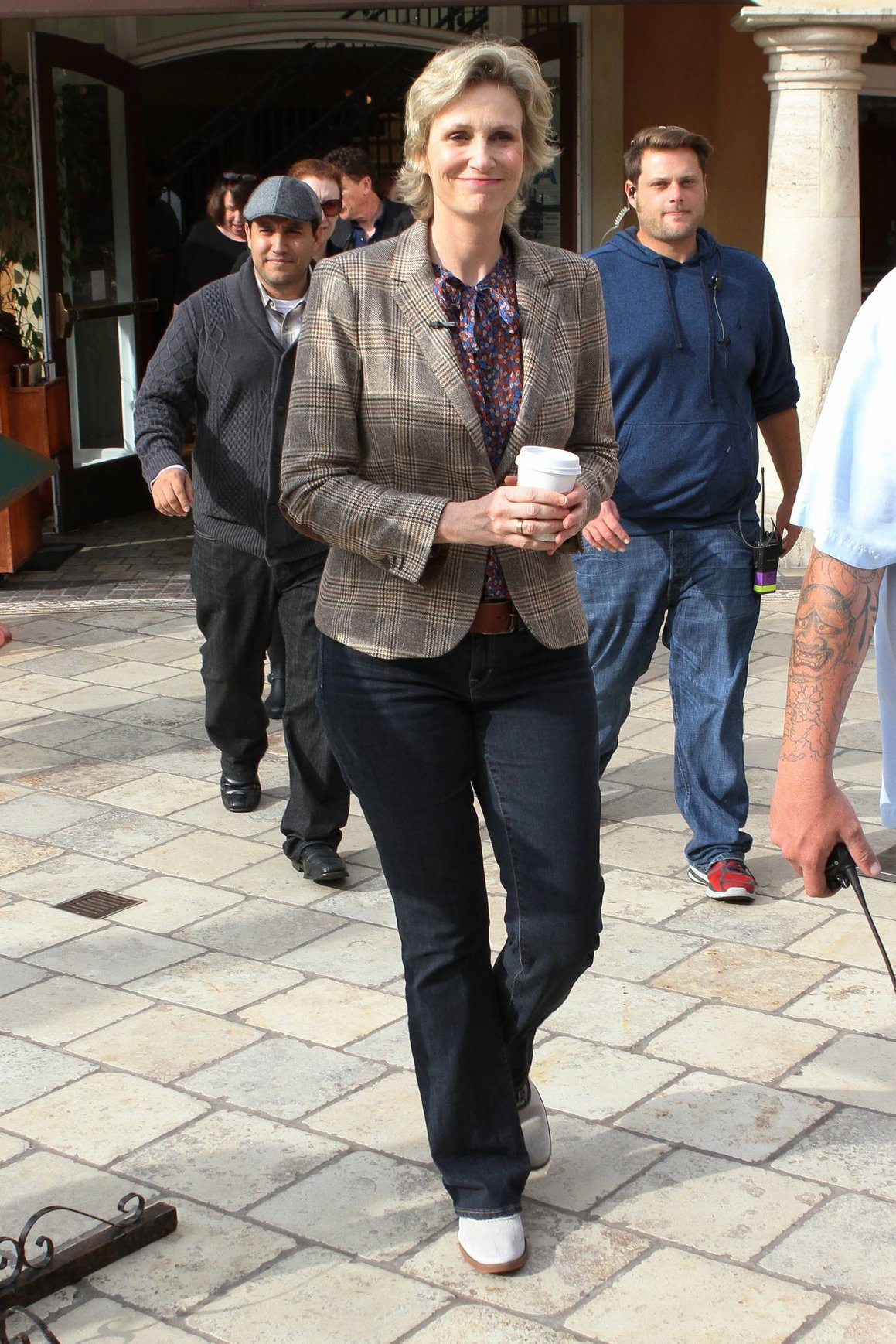 Jane Lynch Visits 'Etra' at The Grove in Los Angeles (December 4, 2012) 