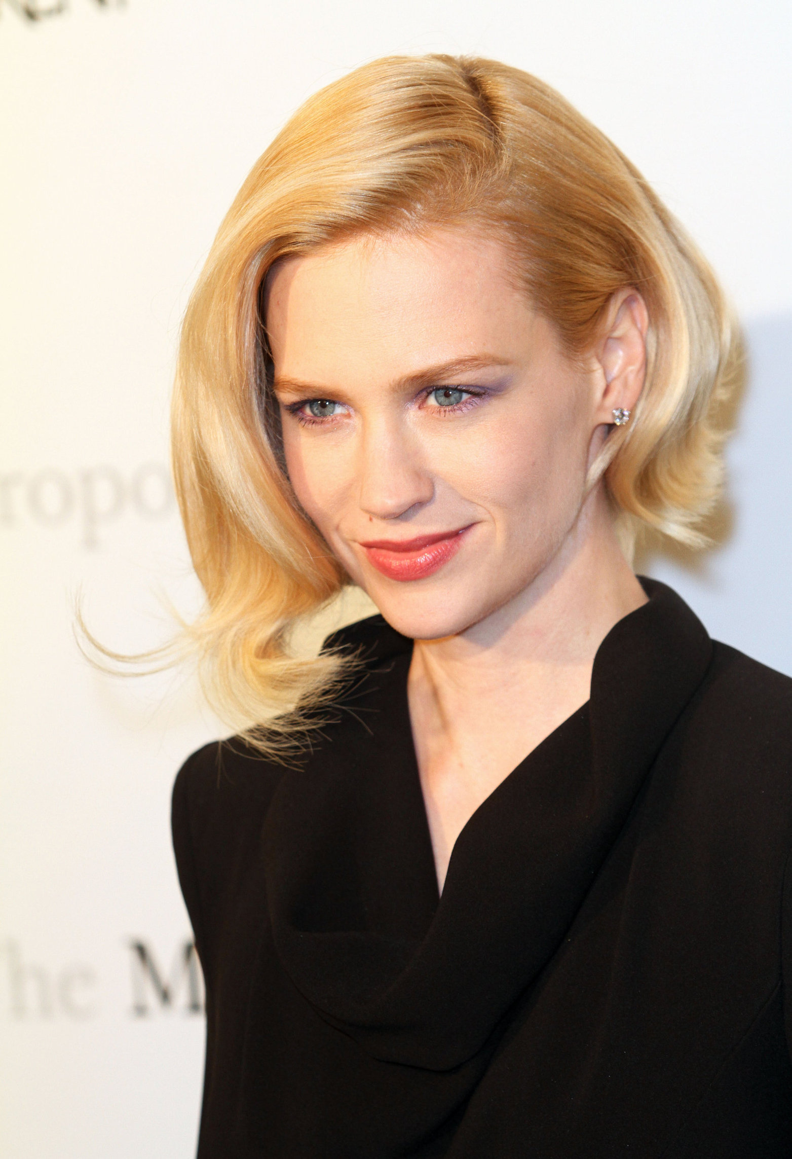 January Jones Metropolitan Opera Gala Premiere of Manon in New York on March 26, 2012 