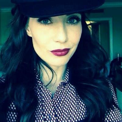 Carice van Houten taking a selfie