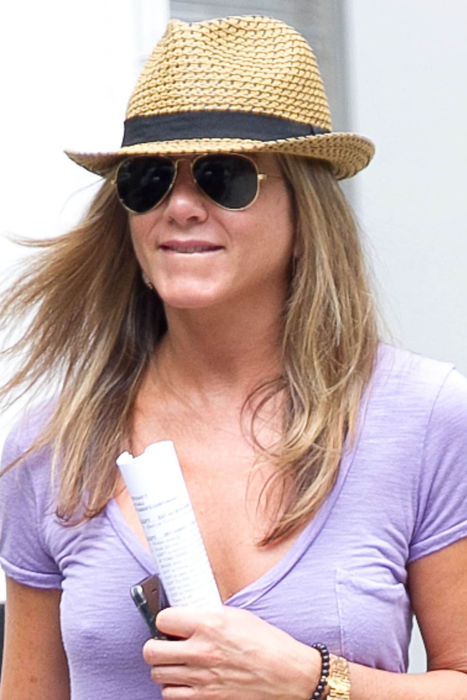 Jennifer Aniston Pictures Jennifer Aniston on Squirrels to the Nuts set 7/23/13